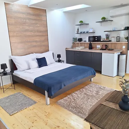 Varfal Ii Apartment Eger