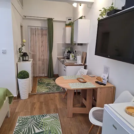 Varfal Ii Apartment Eger